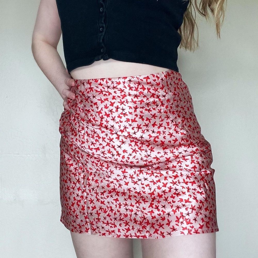Princess Polly Silky Floral Mini Skirt size 8